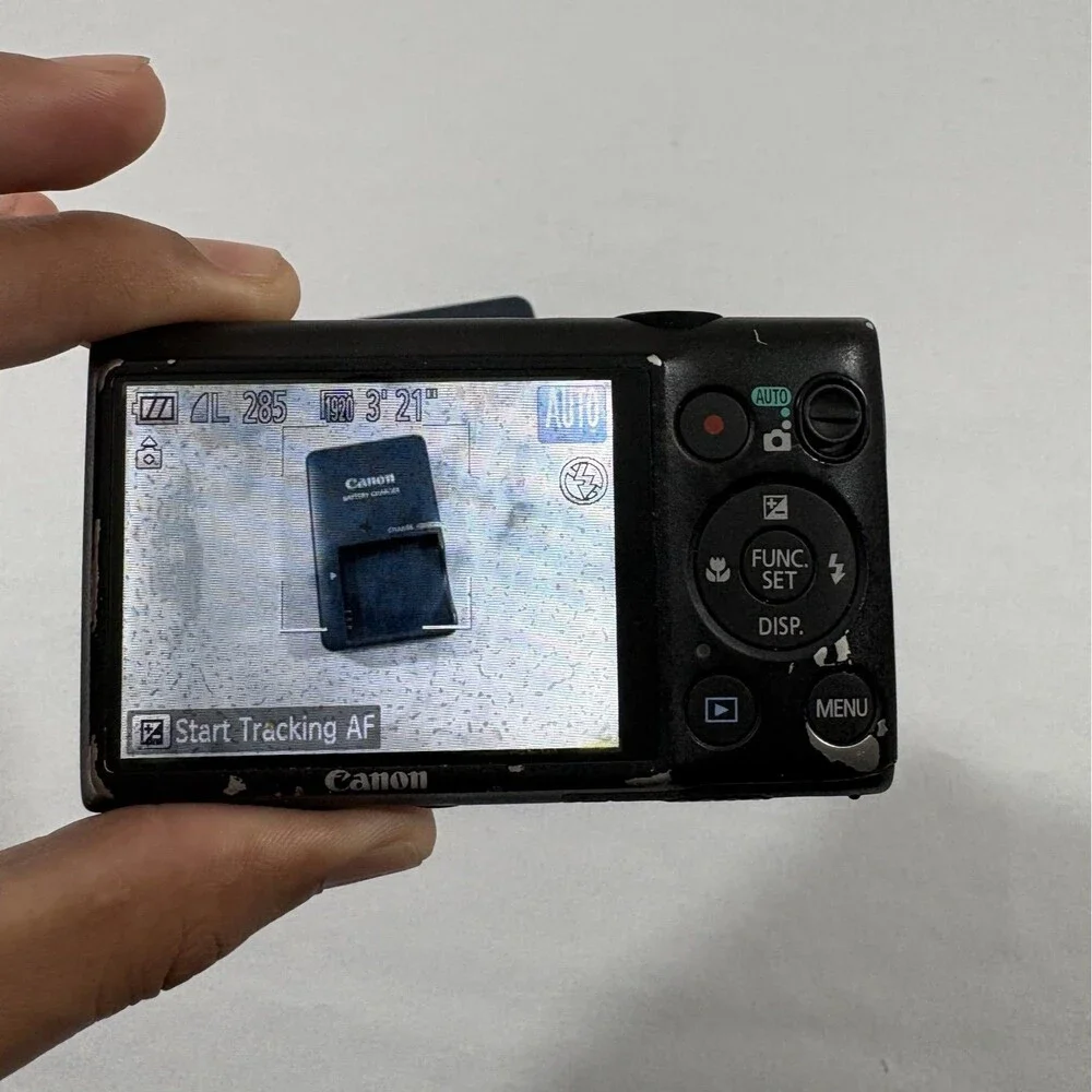 Canon PowerShot ELPH 300 HS Point Shoot Digital Camera Battery Charger Tested